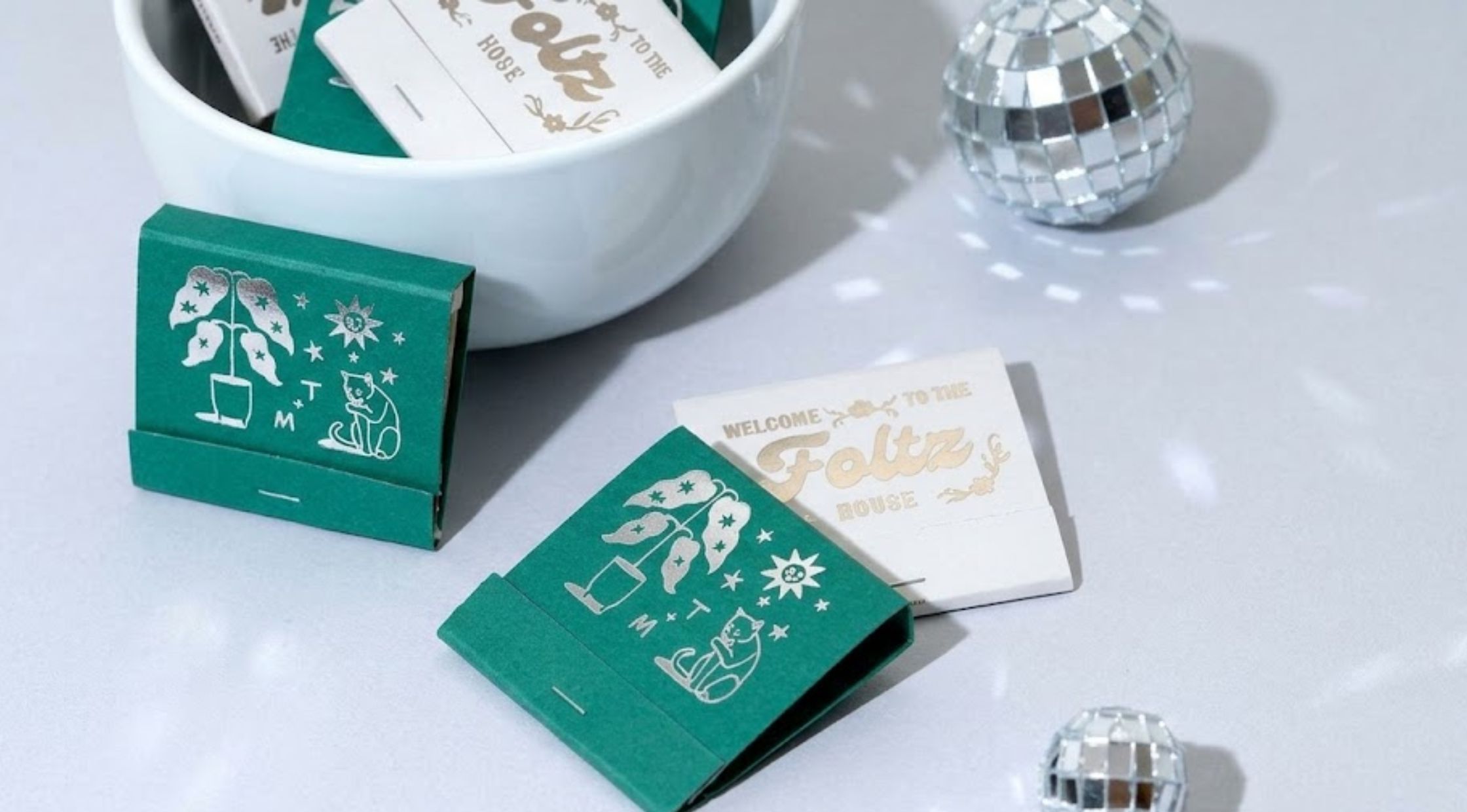 How to Personalize Party Favors for Weddings, Birthdays, and Special Events